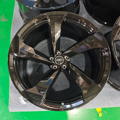 Set of Forged Audi "Q8 E-Tron" Rotor Style Wheels