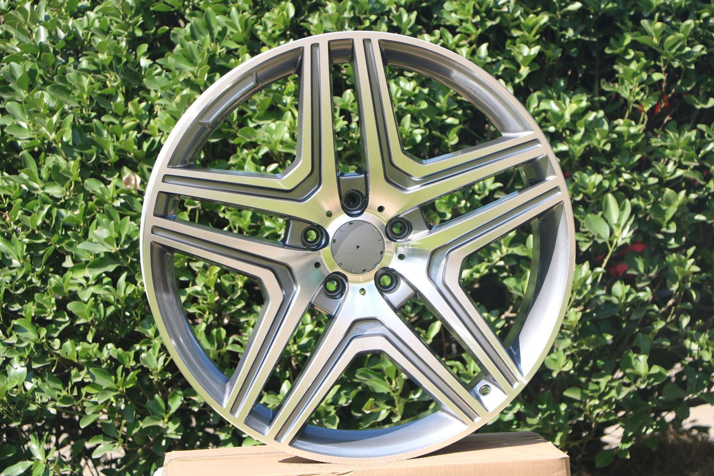 20" Wheels fits Mercedes Benz GL350 GL450 GL500 GL550 GLE350 GLE400 GLE43 GLE450 GLE53 GLE63 GLS450 GLS550 GLS63 ML350 ML500 ML550