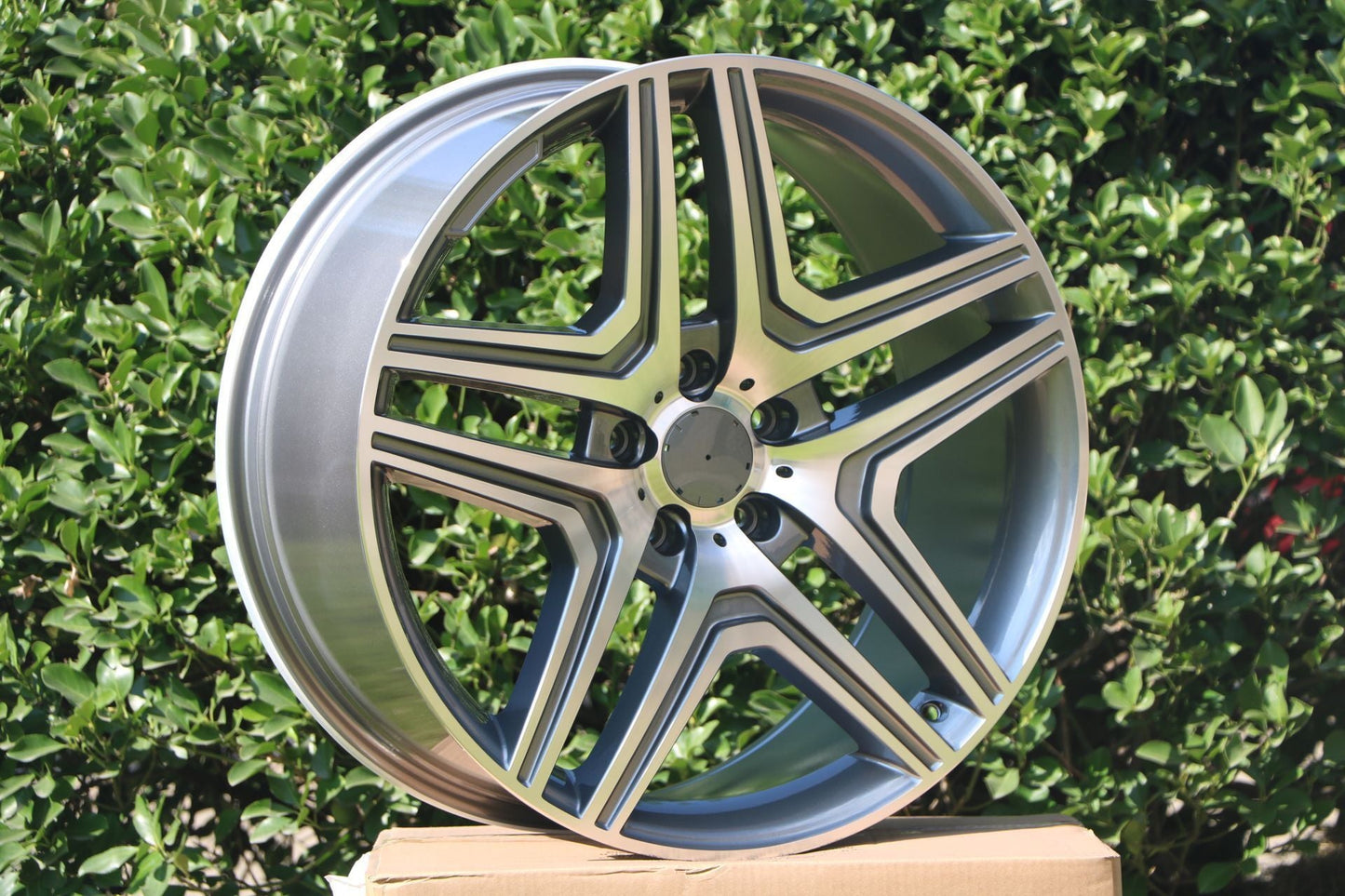 20" Wheels fits Mercedes Benz GL350 GL450 GL500 GL550 GLE350 GLE400 GLE43 GLE450 GLE53 GLE63 GLS450 GLS550 GLS63 ML350 ML500 ML550