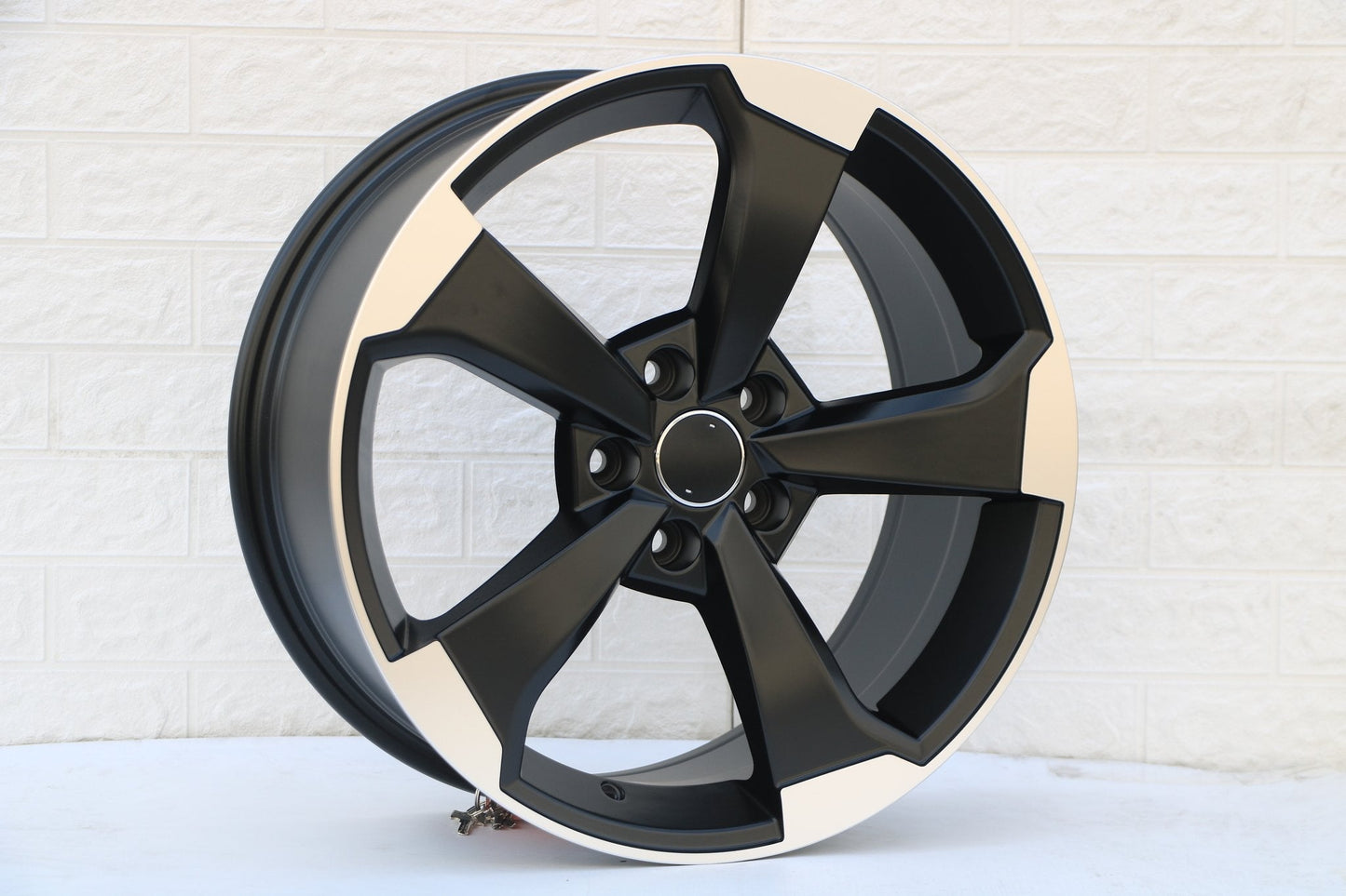 18" Wheels fits Audi A3 A4 A5 A6 A7 A8 Q3 Q5 RS3 RS5 RS6 RS7 S3 S4 S5 S6 S7 S8 SQ5 TT