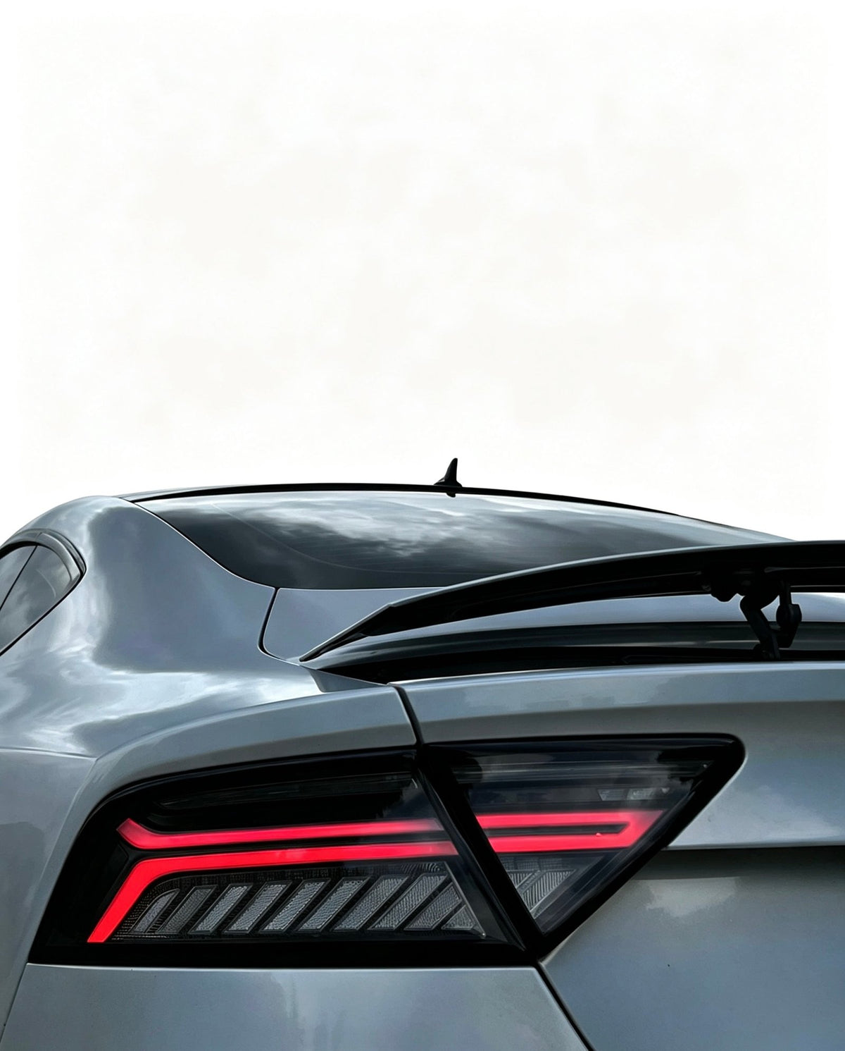 Audi A7 clear venom-style tail lights by JIEAN Lights – photo 4
