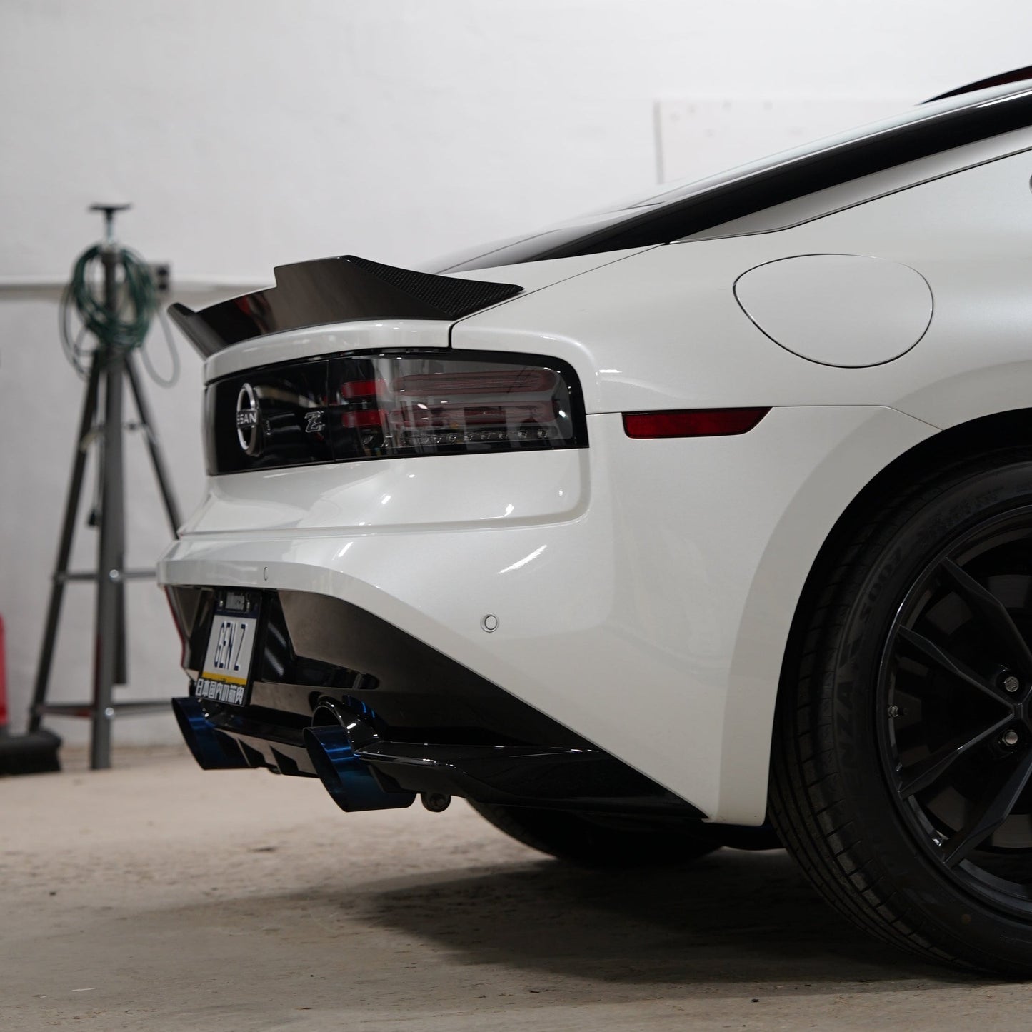 JDMuscle [23-25 Nissan Z] Carbon Fiber Duck Bill V1