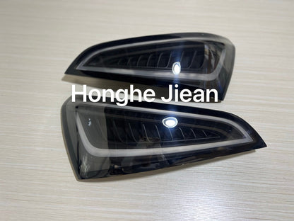 Audi Q5 (Venom Series) clear black-housing tail lights by JIEAN Lights – photo 2