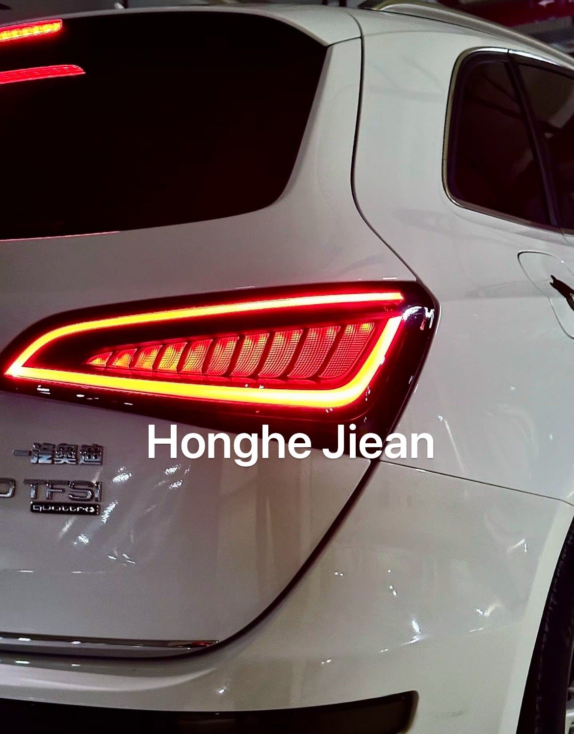 Audi Q5 (Venom Series) clear black-housing tail lights by JIEAN Lights – photo 5