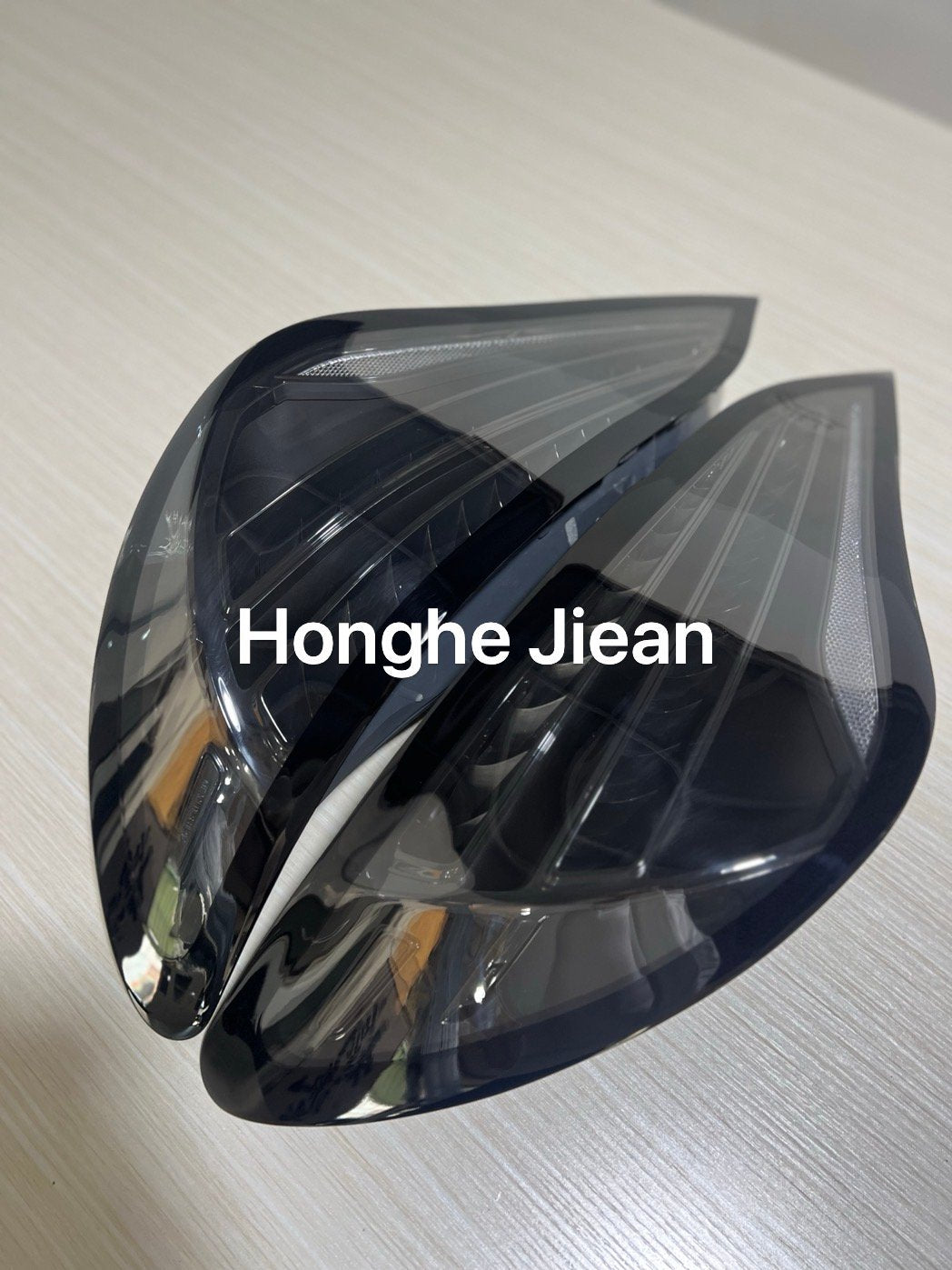 Mercedes-Benz CLS 45 clear black-housing tail lights by JIEAN Lights – photo 2