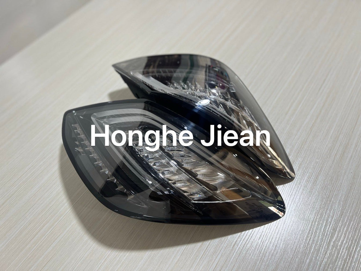 Mercedes-Benz C-Class clear black-housing tail lights by JIEAN Lights – photo 4