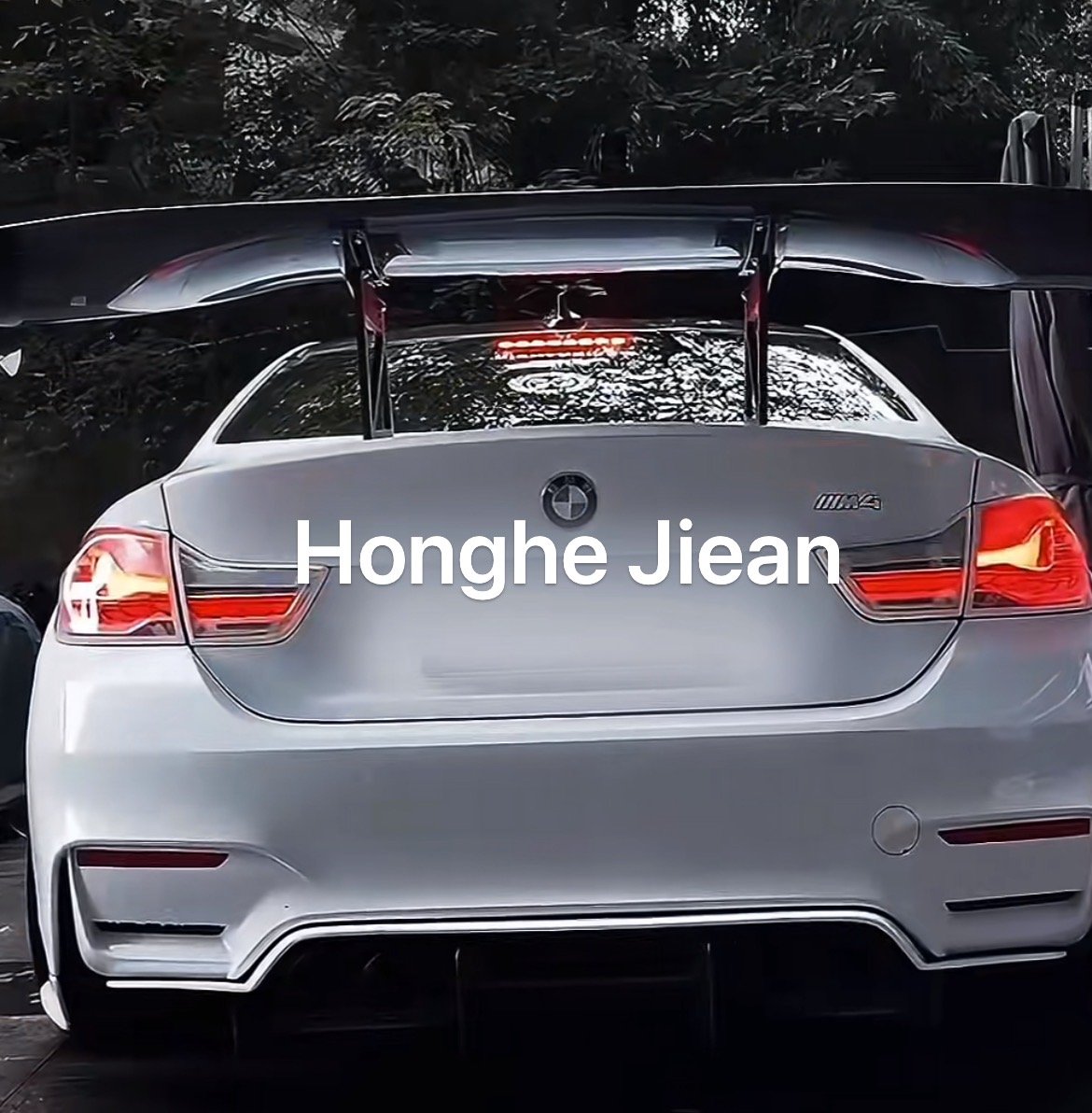 BMW M4 clear white-housing tail lights by JIEAN Lights – photo 4