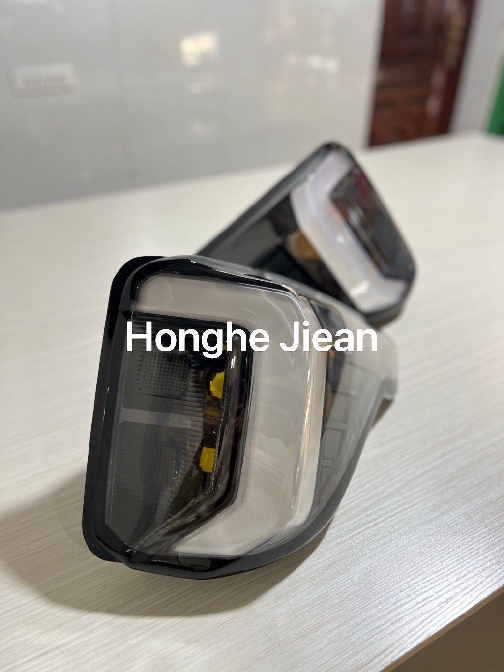 Ford Explorer clear black-housing tail lights by JIEAN Lights – photo 3