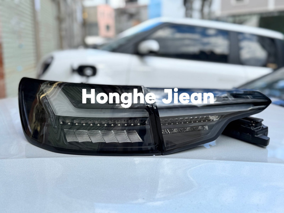 Audi A4 clear venom-style tail lights by JIEAN Lights – photo 5