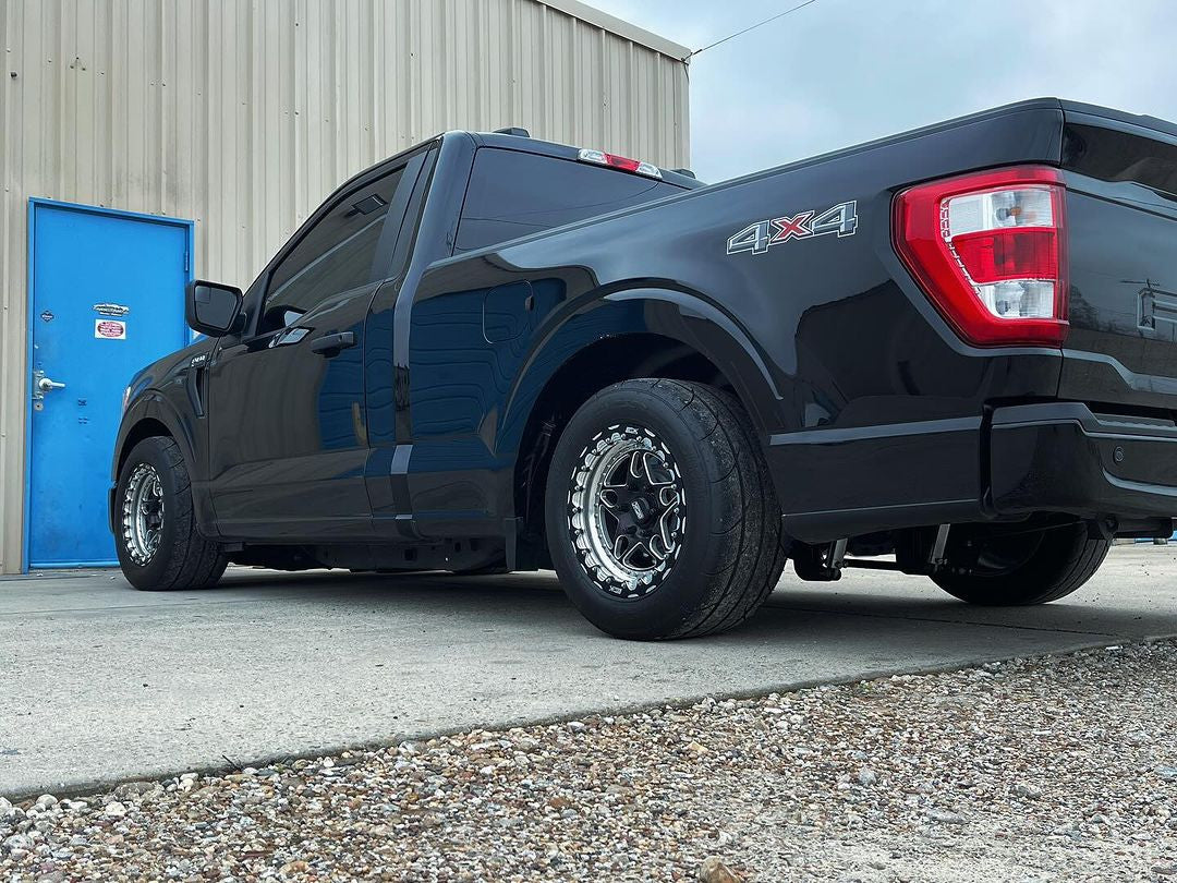 Belak 17x10.5 / 8.25in BS / 6x135mm BP / Low Pad / Series 3 - Single Beadlock Wheel w/ Billet Lip