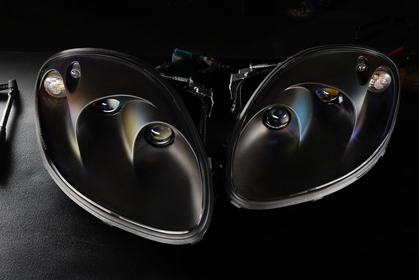 Ferrari 360 Founders headlight Bi-LED projector detail