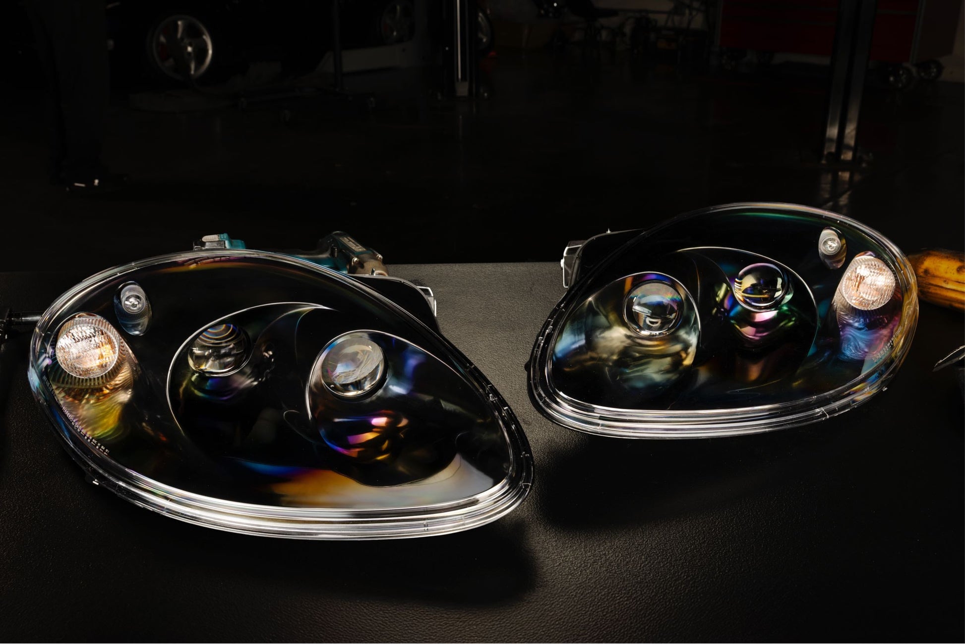 Ferrari 360 paint-ready headlight Bi-LED projector detail