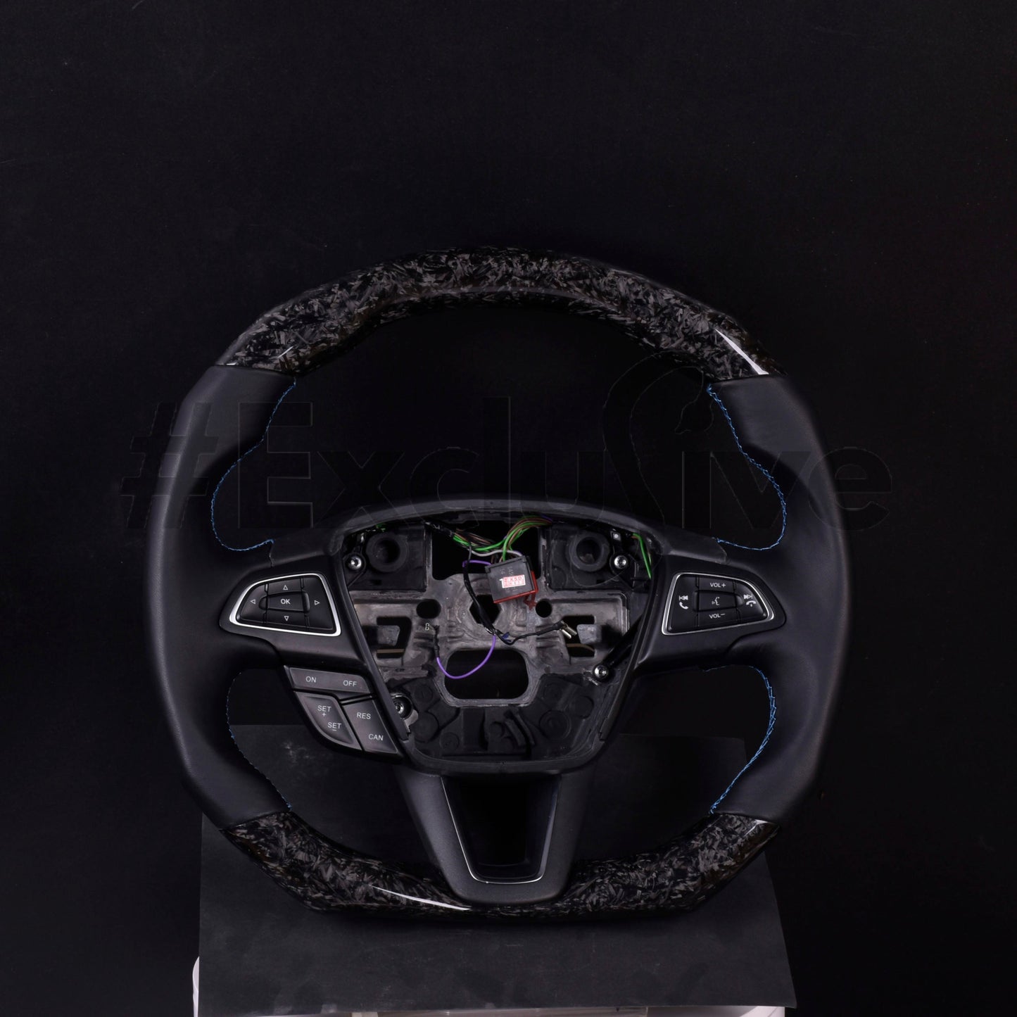 2015-2018 Ford Focus | RS | ST | SE / Escape Custom Steering Wheel by Exclusive Steering