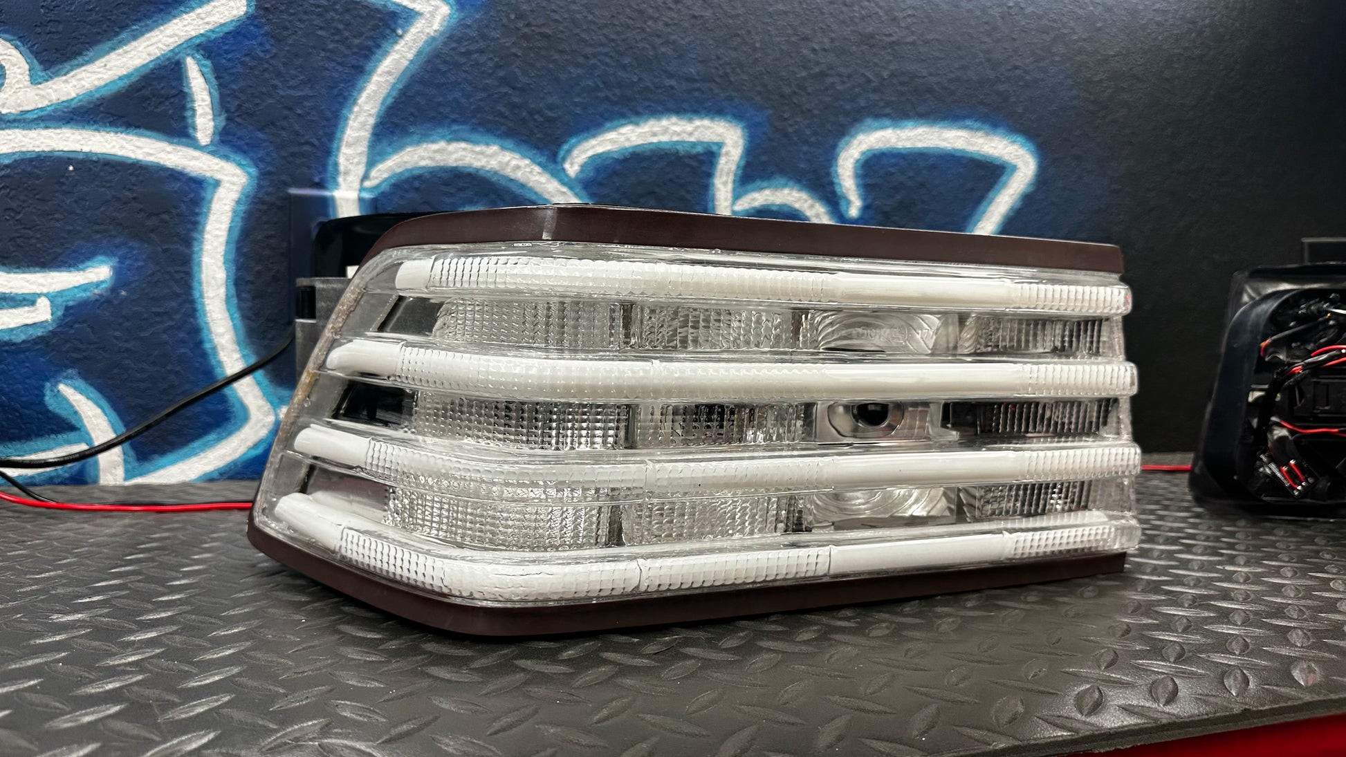 1990 - 1998 Mercedes benz R129 Clear Tail Lights – NTXGlow