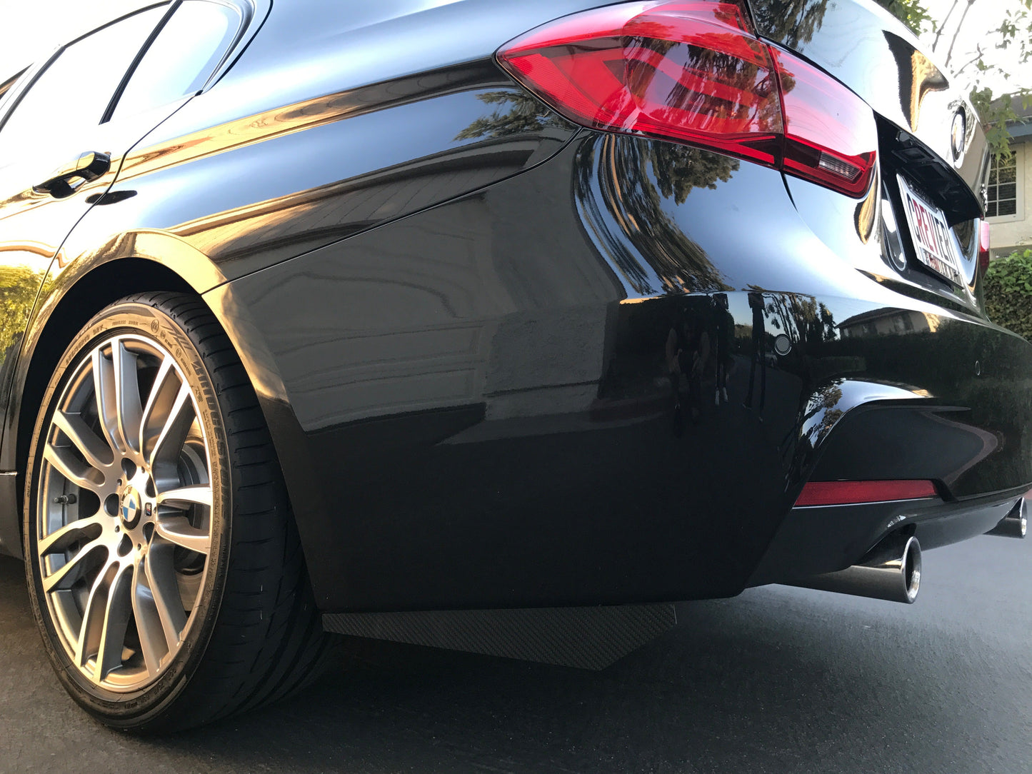 BMW Carbon Fiber Rear Bumper Splitter Extensions Gloss Wet (Plain)