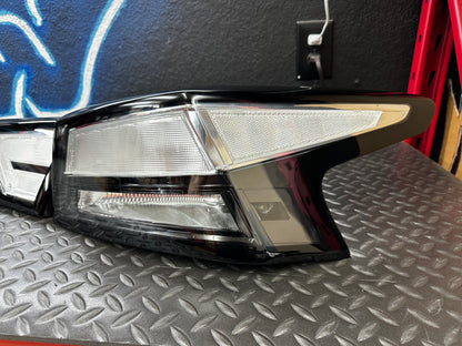 NTXGLOW clear tail lights (19 - 24 Nissan Altima)