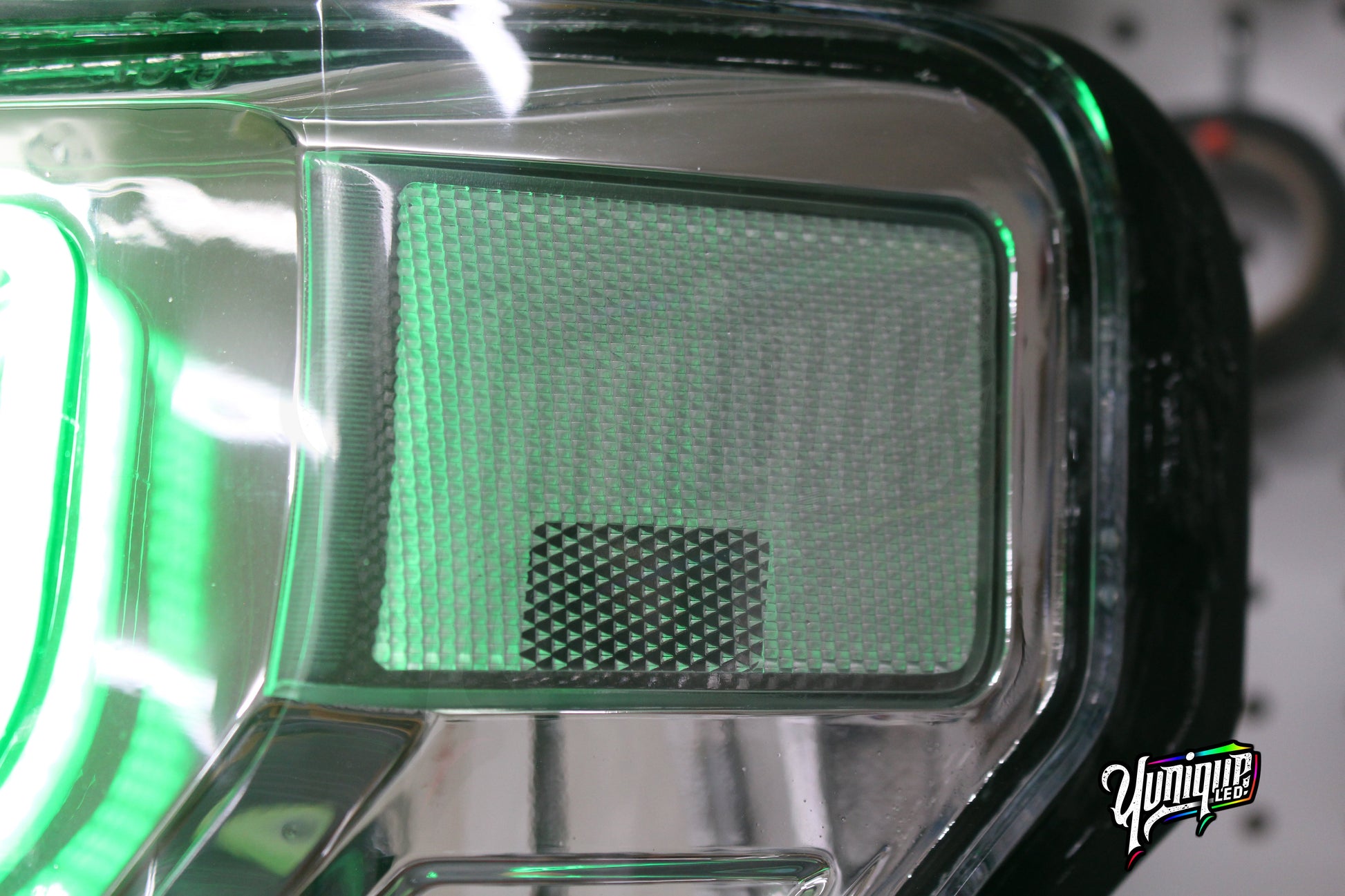 2009-2014 Ford F-150 OEM HID Headlights (Pair)