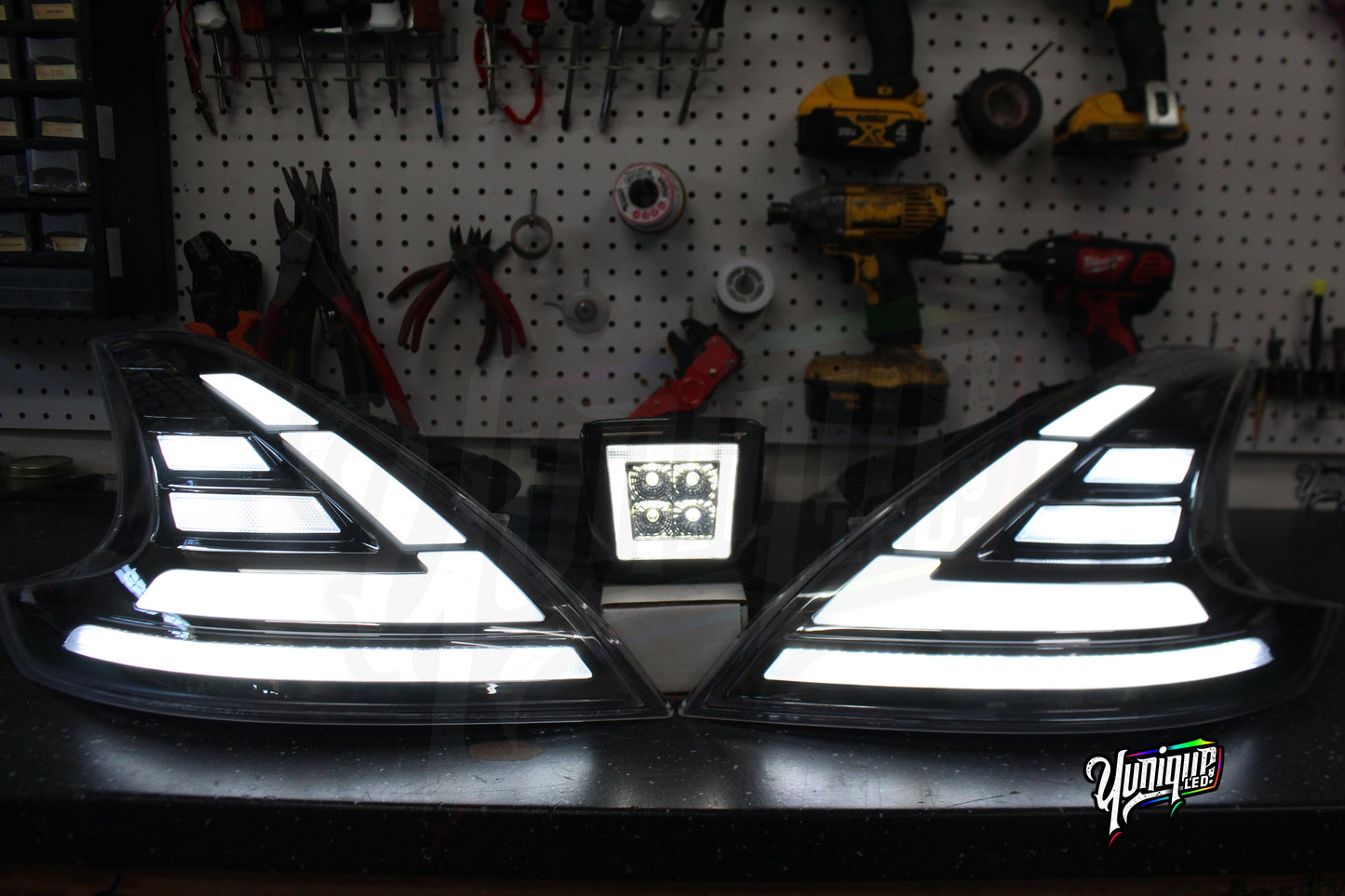 Nissan 370Z RGBW Ghozt Tail Lights