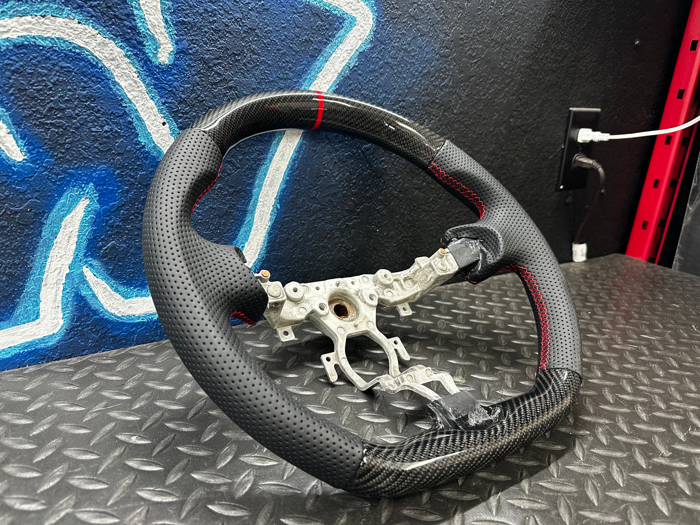 NTXGlow Carbon fiber steering wheel (09 - 21 Nissan 370z)