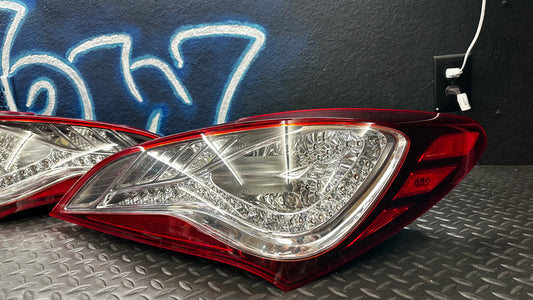 2010 - 2016 hyundai genesis coupe CLEAR tail lights