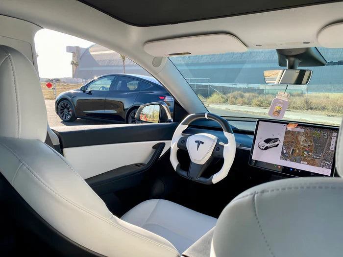 Sixth Element TESLA MODEL Y / MODEL 3 WHITE LEATHER FLAT BOTTOM STORMTROOPER GLOSS CARBON STEERING WHEEL