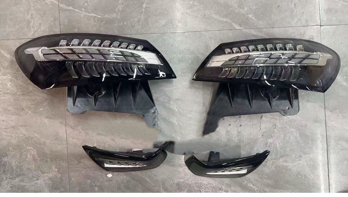 Mercedes-Benz E-Class clear tail lights by JIEAN Lights – photo 2