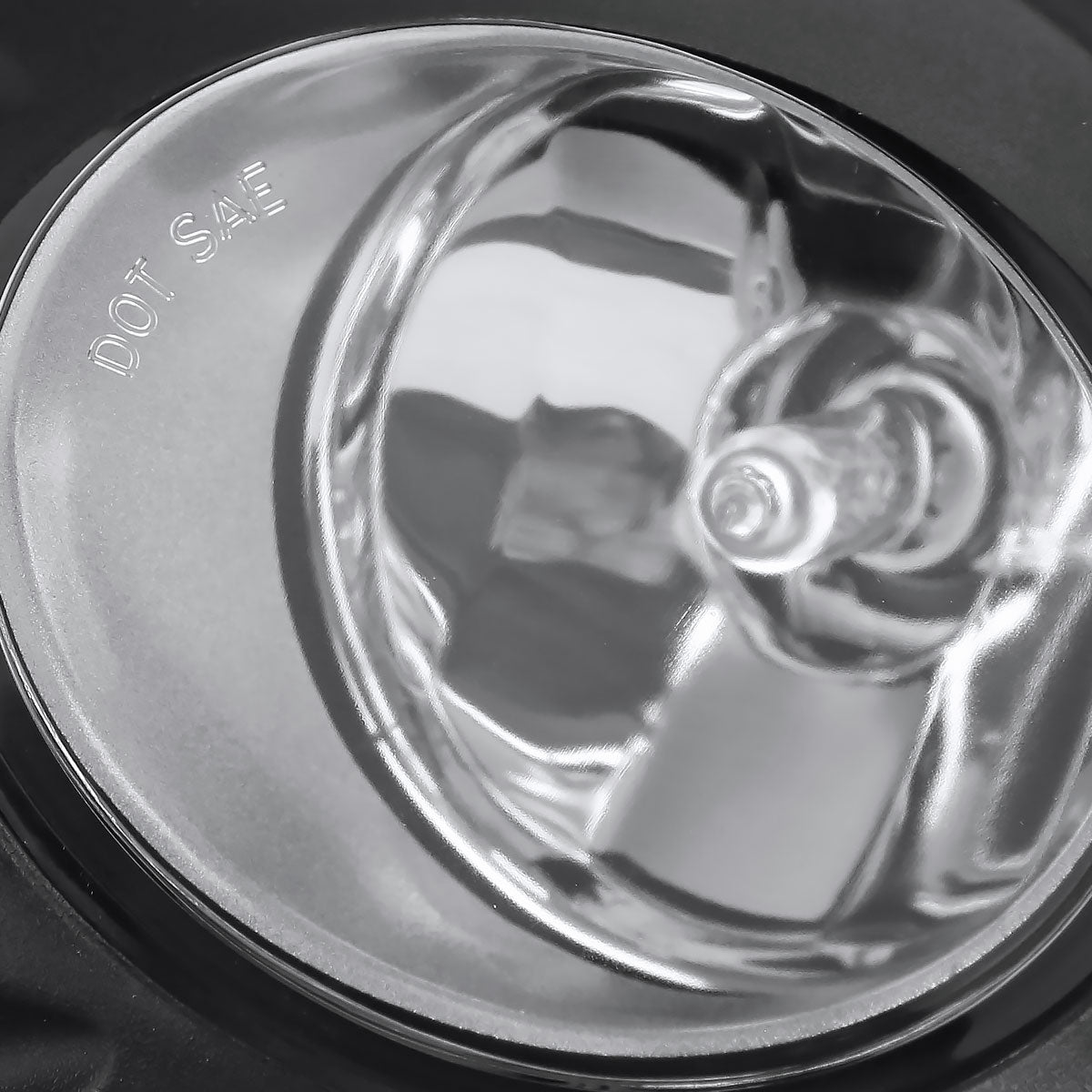 2016-2018 Nissan Altima H11 Fog Lights Kit w/ Switch & Wiring Harness (Chrome Housing/Clear Lens)