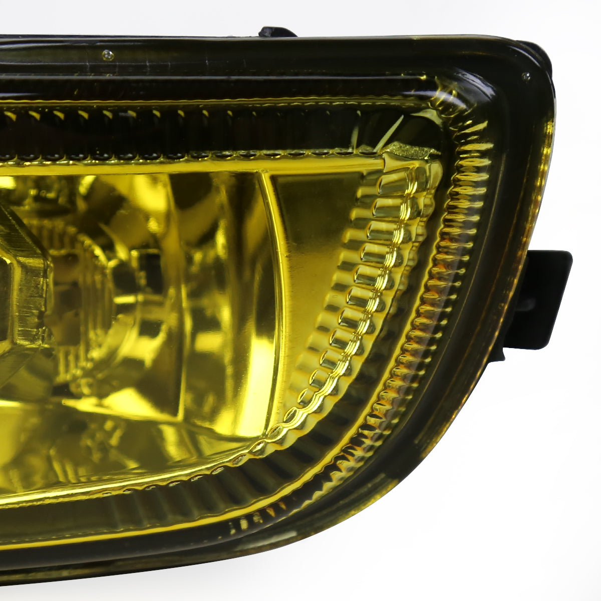 2001-2002 Toyota Corolla H3 Fog Lights (Chrome Housing/Yellow Lens)