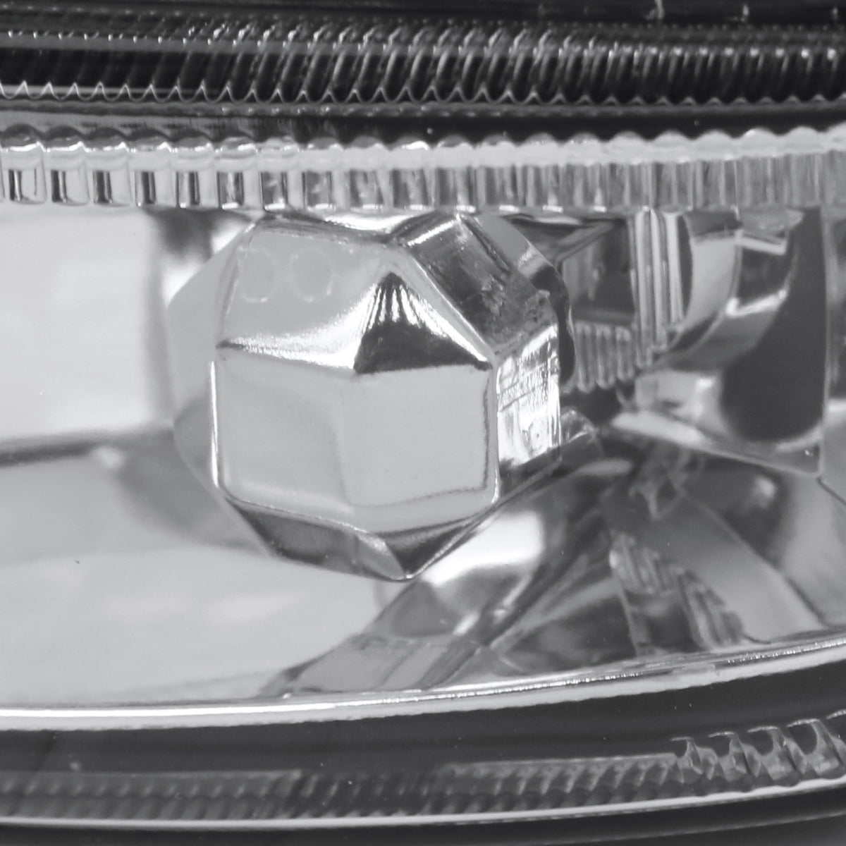 2001-2002 Toyota Corolla H3 Fog Lights (Chrome Housing/Clear Lens)