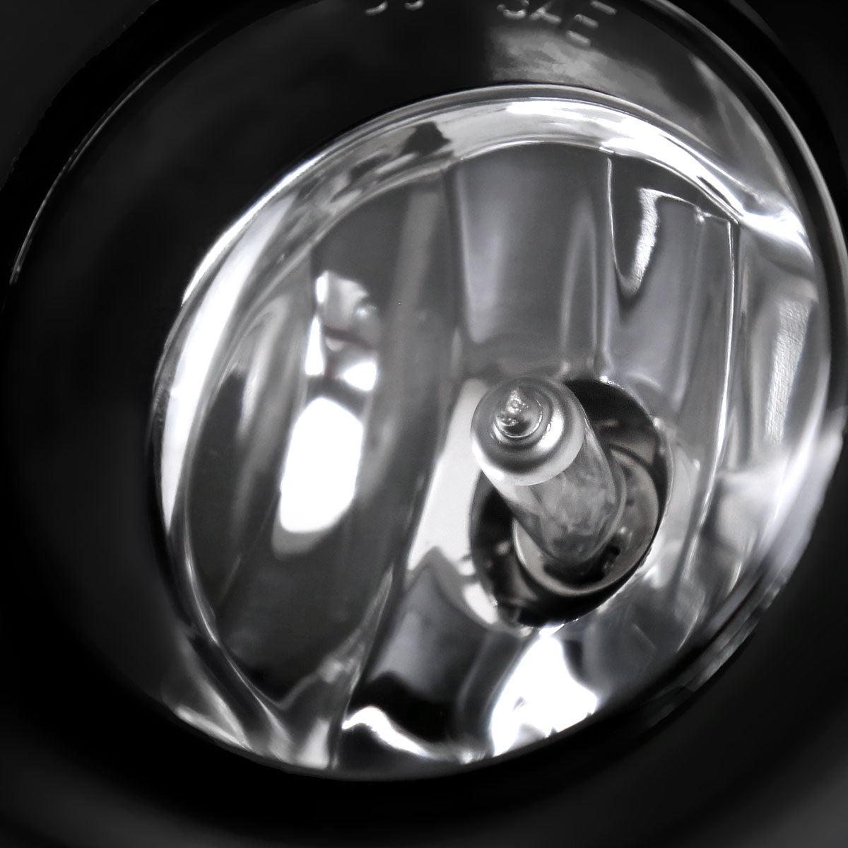 2005-2019 Nissan Frontier H11 Fog Lights Kit w/ Switch & Wiring Harness (Chrome Housing/Clear Lens)