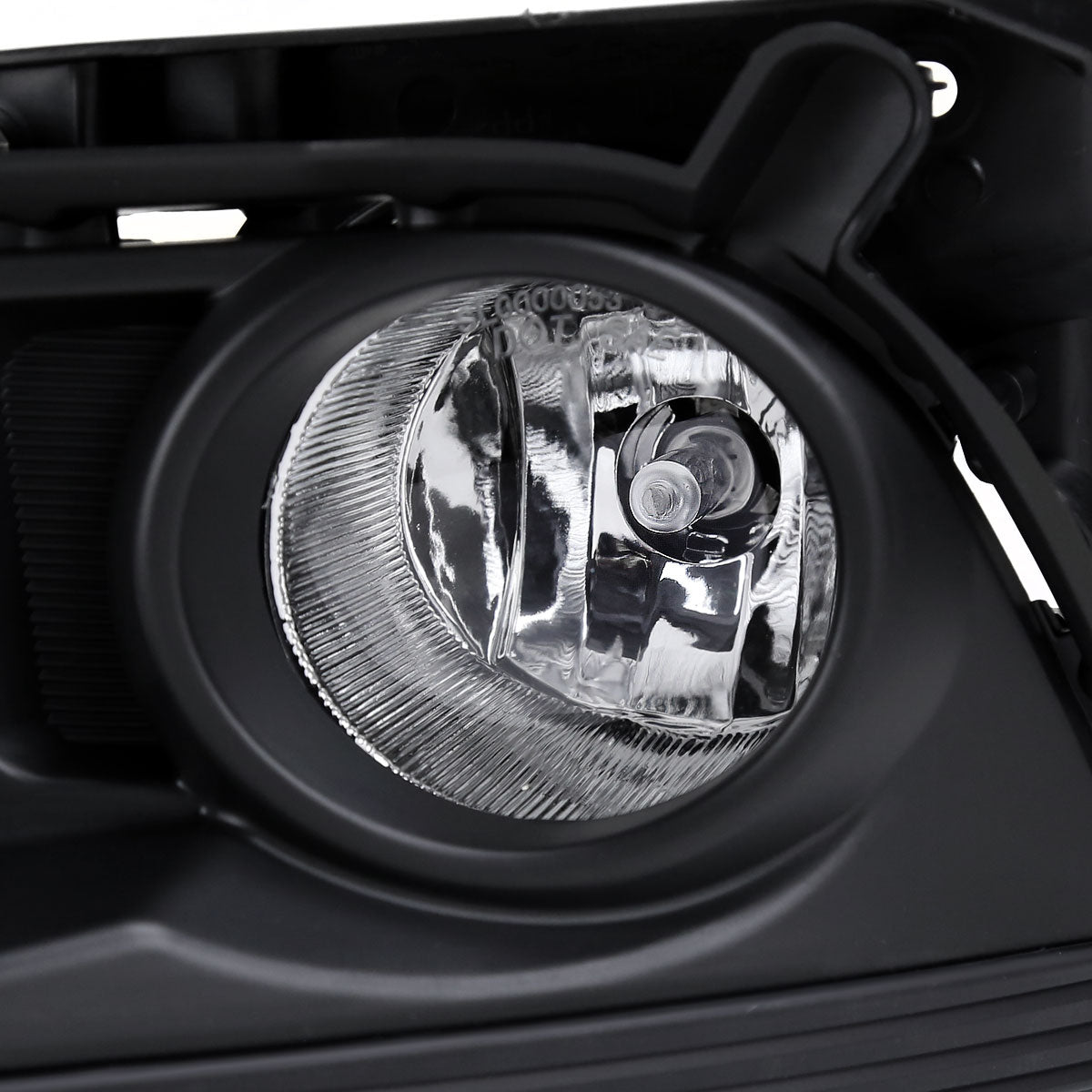 2014-2016 Toyota Highlander H16 Fog Lights Kit (Chrome Housing/Clear Lens)