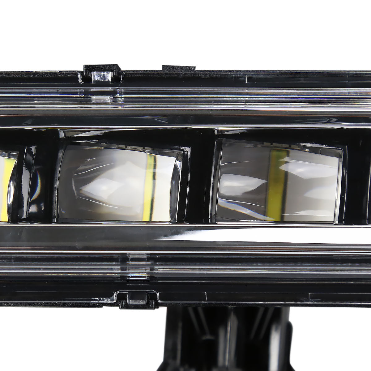 2019-2020 Honda HR-V LED Projector Fog Lights Kit (Chrome Housing/Clear Lens)