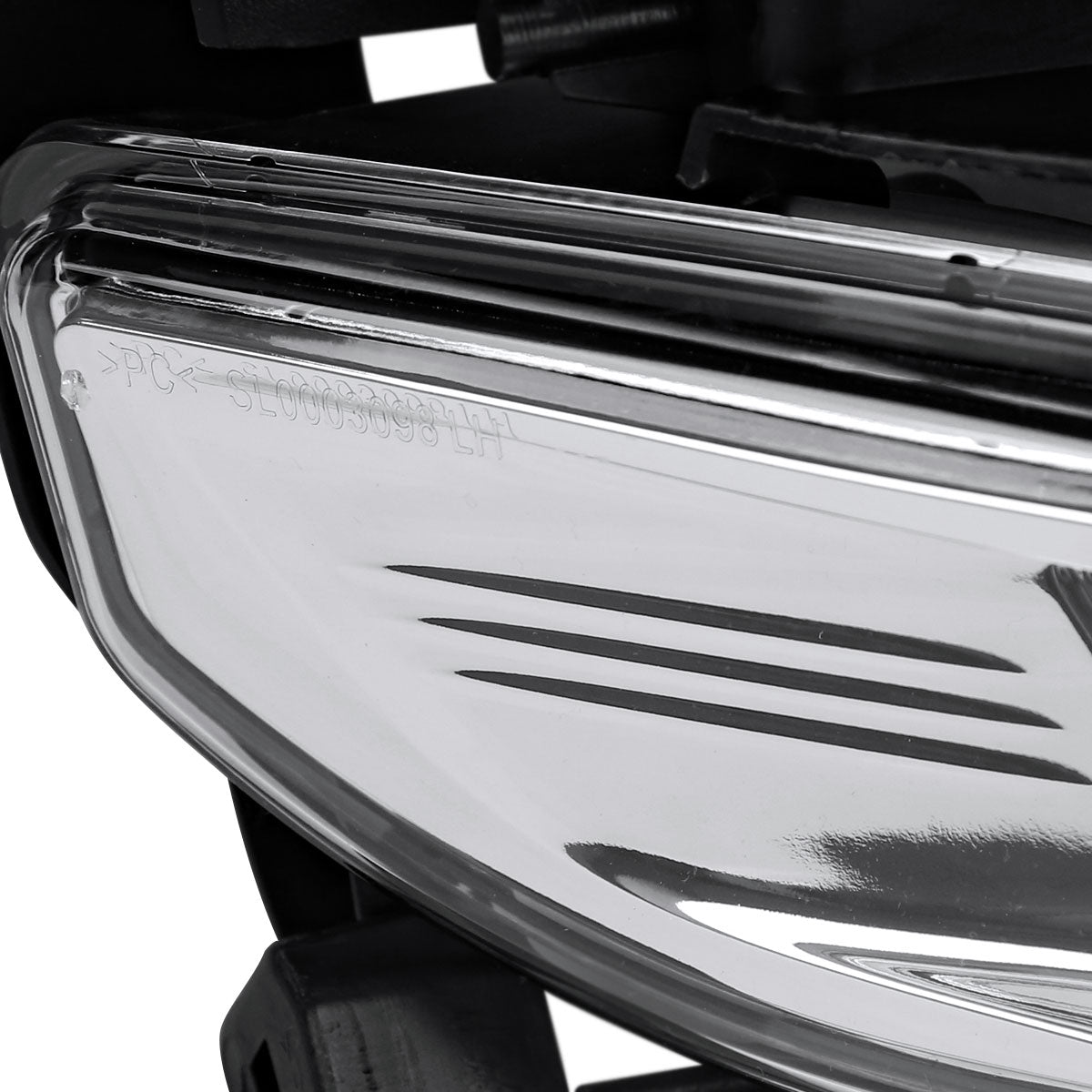 2018-2019 Nissan Kicks H8 Fog Lights Kit (Chrome Housing/Clear Lens)