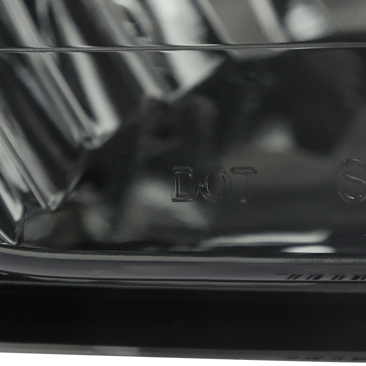 2009-2012 Dodge RAM 1500 / 2010-2018 RAM 2500 3500 H10 Fog Lights (Chrome Housing/Smoked Lens)