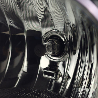 2002-2007 Chevrolet Silverado/Avalanche H10 Fog Lights (Chrome Housing/Smoked Lens)