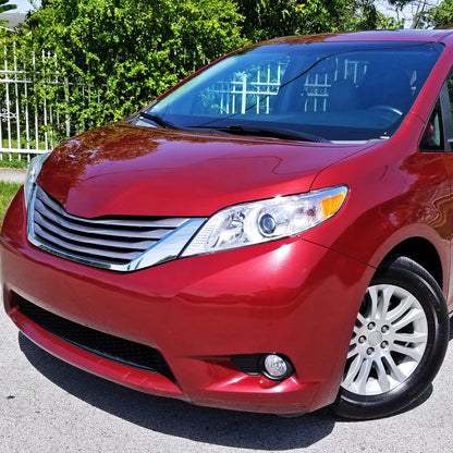 2011-2017 Toyota Sienna H11 Fog Lights Kit (Chrome Housing/Clear Lens)