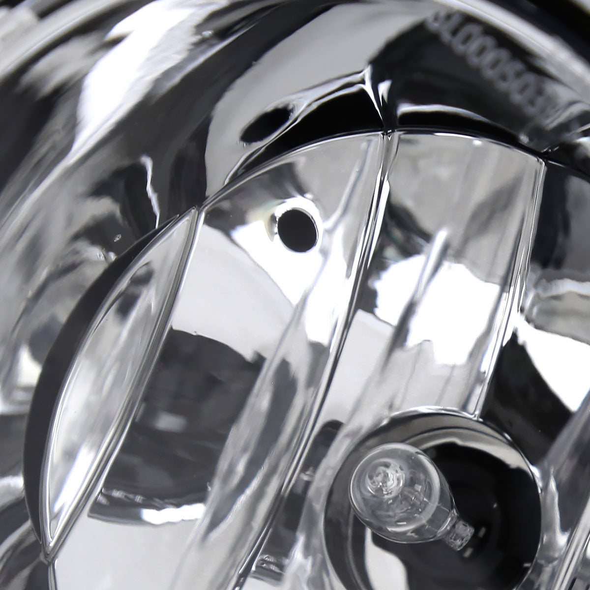 2004-2015 Nissan Titan/ 2005-2007 Armada Bumper Fog Lights (Chrome Housing/Clear Lens)