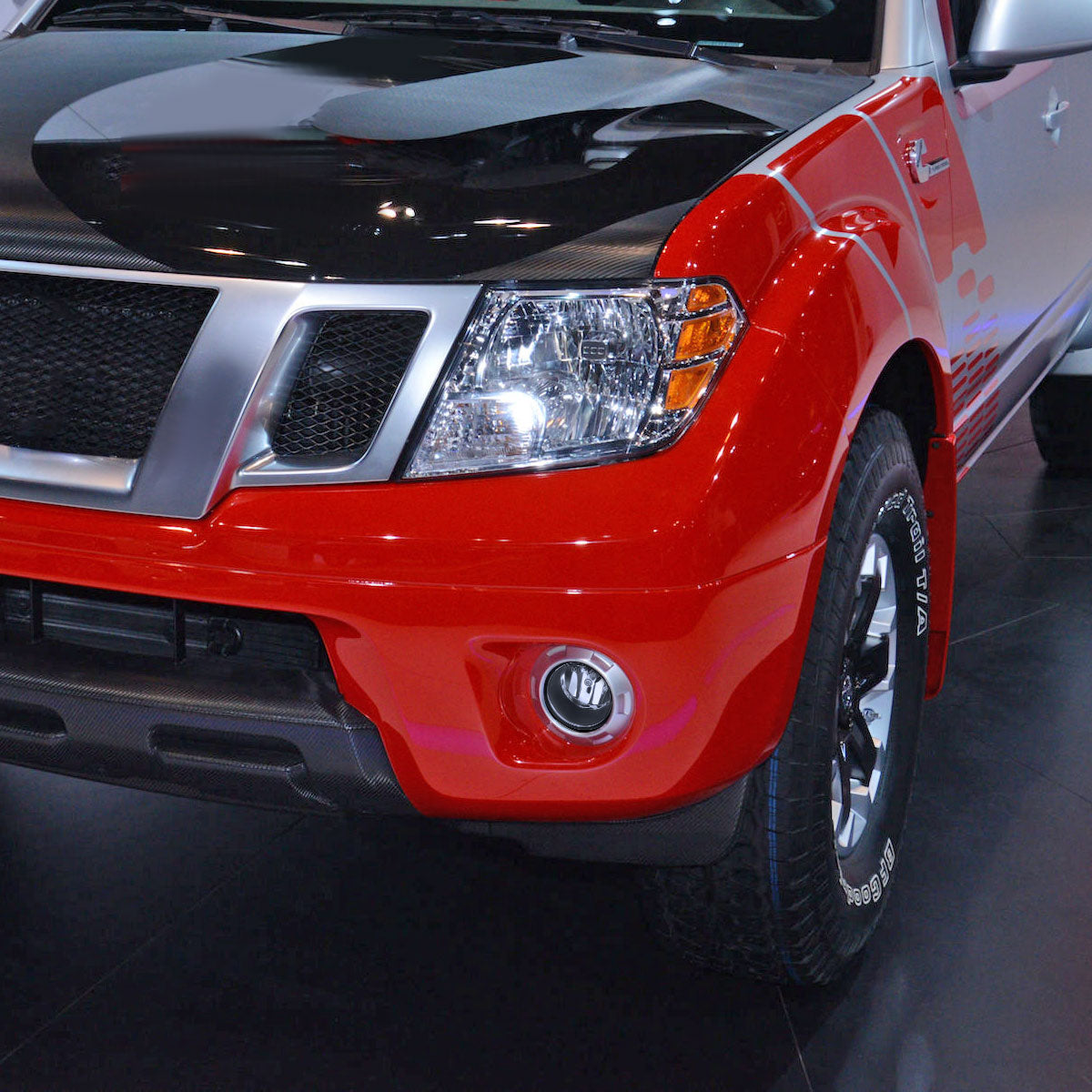 2005-2019 Nissan Xterra/Frontier H11 Fog Lights w/ Switch & Wiring Harness (Chrome Housing/Clear Lens)