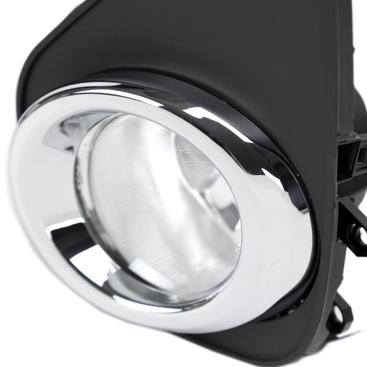 2015-2017 Toyota Yaris 2/4DR H11 Fog Lights Kit w/ Switch & Wiring Harness (Chrome Housing/Clear Lens)