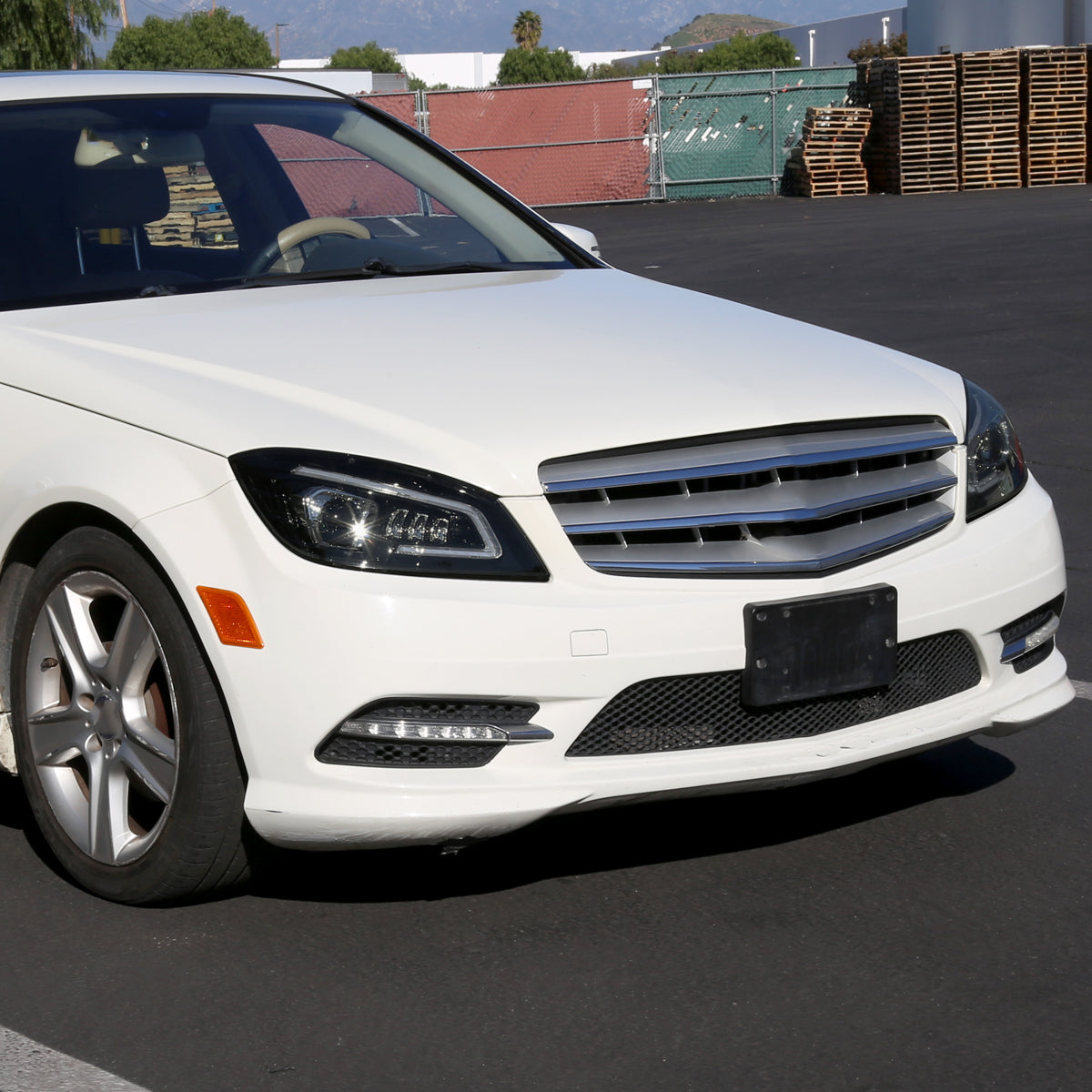 2008-2011 Mercedes Benz W204 C-Class Switchback Sequential Full LED Projector Headlights (Matte Black Housing/Smoked Lens)