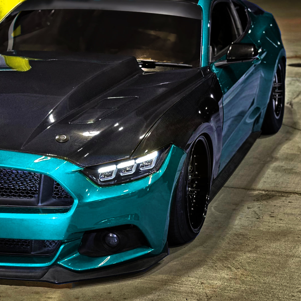 2015??2017 Ford Mustang Full LED Projector Headlights Switchback Sequential with Start-Up Animation (Glossy Black Housing / Clear Lens)