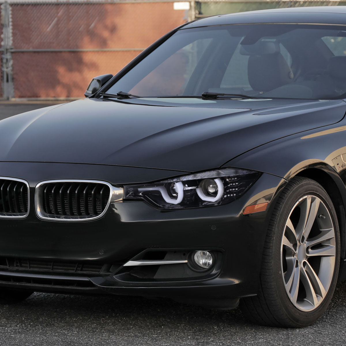 2012-2015 F30 3 Series Sedan Dual U-Bar Projector Headlights w/ LED Turn Signal Lights (Jet Black Housing/Clear Lens)