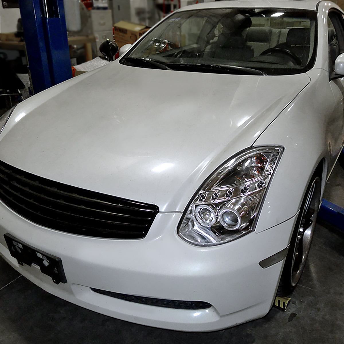 2003-2007 Infiniti G35 Coupe Dual Halo Projector Headlights (Chrome Housing/Clear Lens)