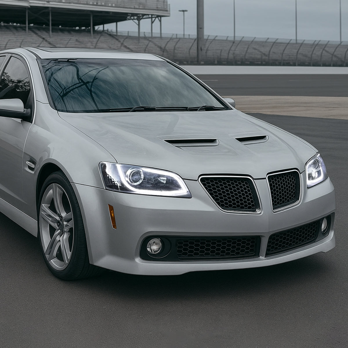 2008-2009 Pontiac G8 LED Bar Projector Headlights (Matte Black Housing/Clear Lens)