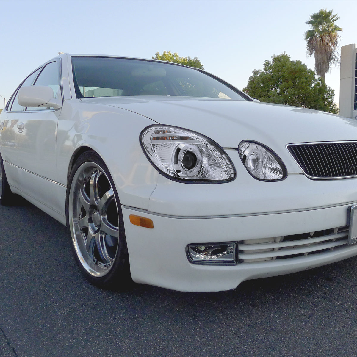 1998-2005 Lexus GS300/GS400/GS430 Halo Projector Headlights w/ SMD LED Light Strip (Chrome Housing/Clear Lens)