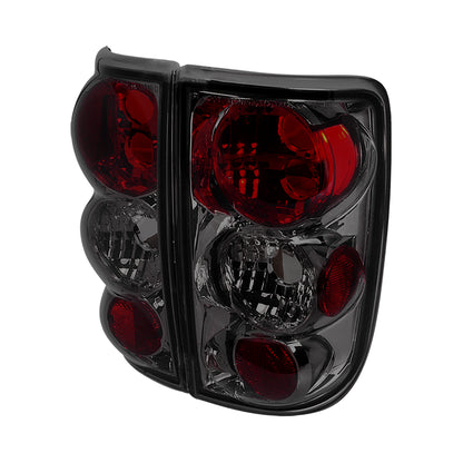 1995-2004 Chevrolet Blazer/S10 GMC Jimmy/Envoy Oldmosbile Bravada Tail Lights (Chrome Housing/Smoked Lens)