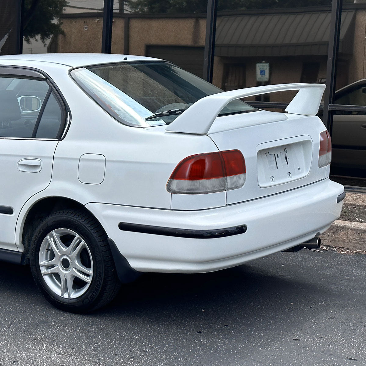 1996-1998 Honda Civic Sedan Tail Lights w/ Bulbs (Chrome Housing/Red Clear Lens)