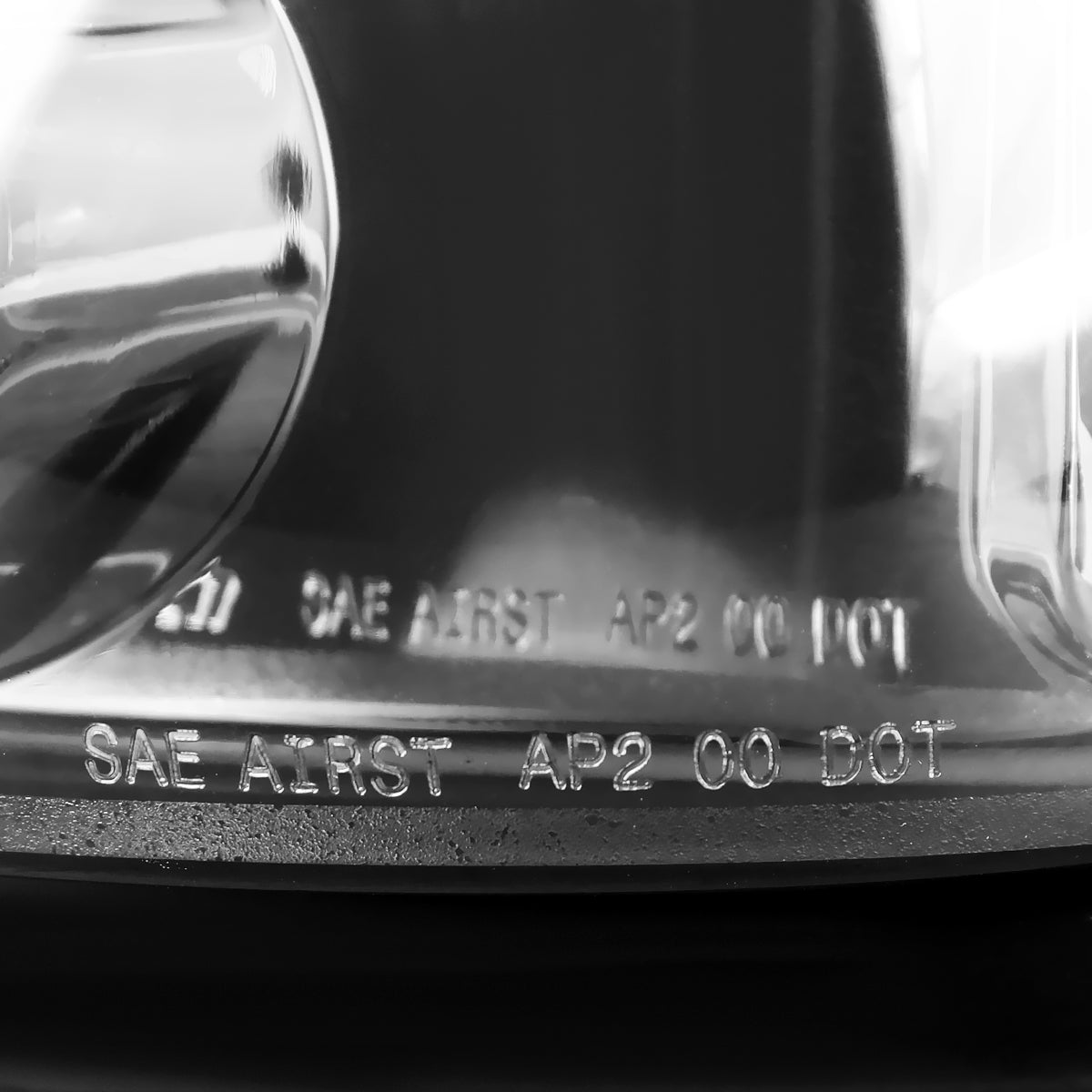 2000-2006 Chevrolet GMC Tahoe/Yukon/Suburban Tail Lights (Chrome Housing/Clear Lens)