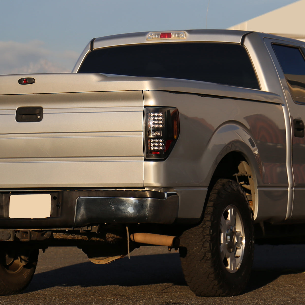 2009-2014 Ford F-150 LED Tail Lights (Matte Black Housing/Clear Lens)