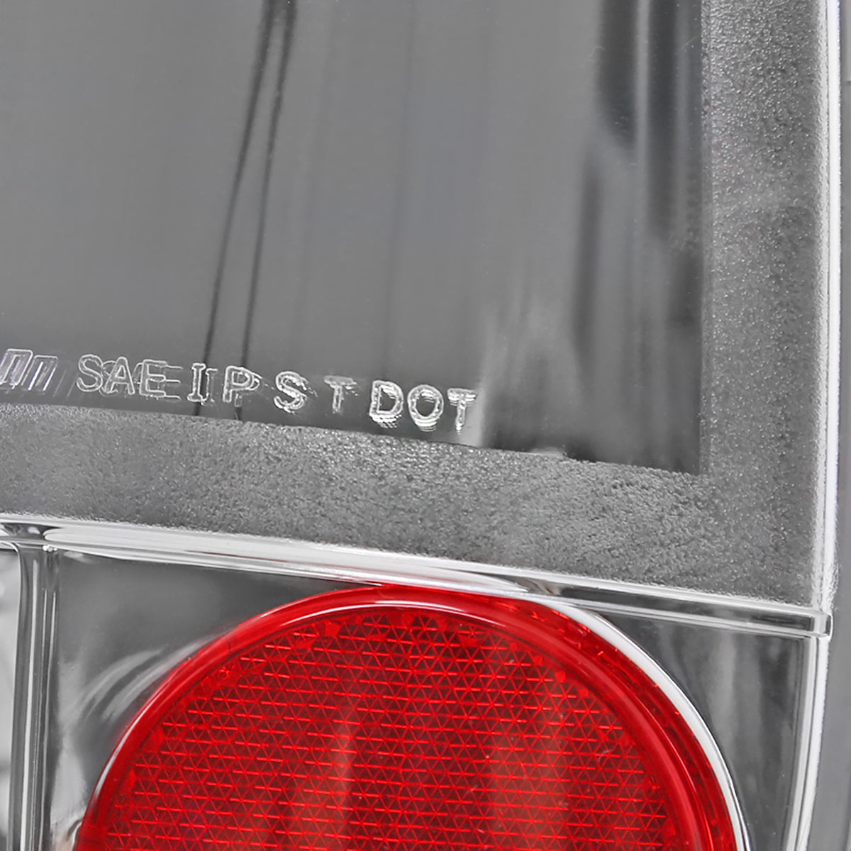 2008-2016 Ford F-250/F-350/F-450/F-550 Super Duty LED Tail Lights (Chrome Housing/Clear Lens)